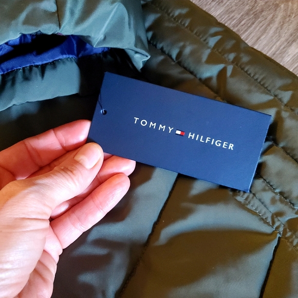 Tommy Hilfiger Chevron Puffer Jacket - Picture 3 of 9